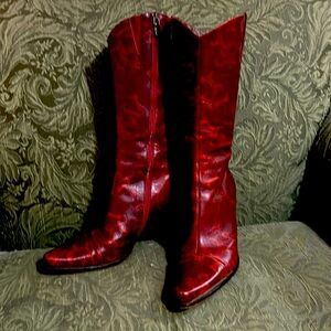 DONALD PILNER RED TOOLED Boot Vintage Boot MADE IN ITALY Rare Size 7.5